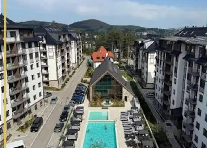 Aria Lux Titova Lejlighed *