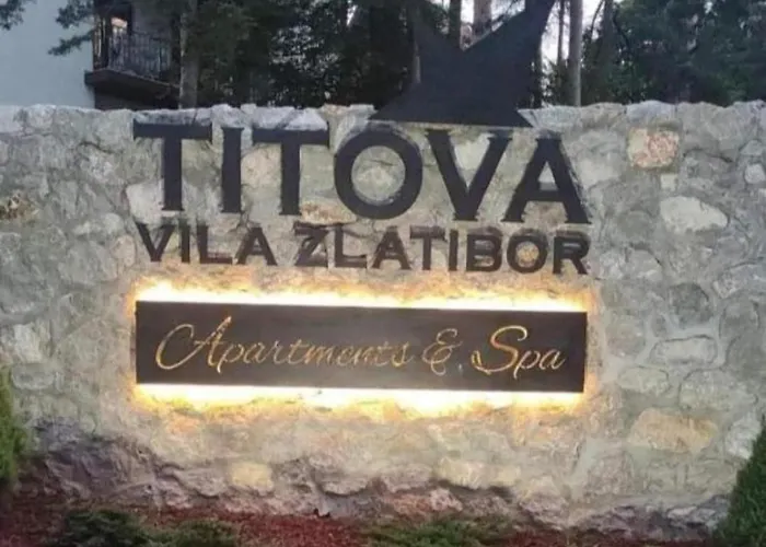 Aria Lux Titova Lejlighed